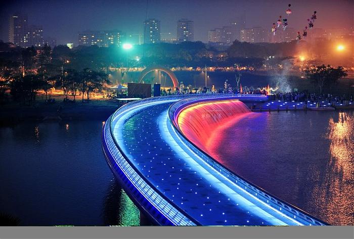 Description: Cầu Ánh Sao