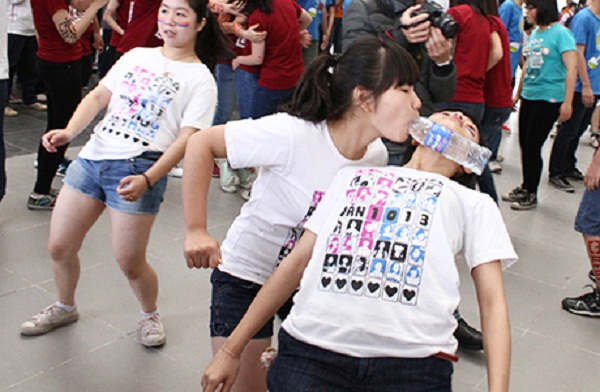 Team-building-tren-bien-3