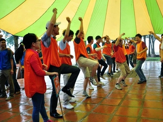 TOP TRÒ CHƠI TEAMBUILDING TRÊN BIỂN VUI TẸT GA